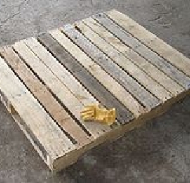 Pallet gỗ 4 hướng nõng